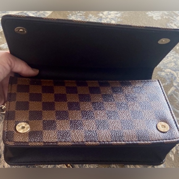 Daisy Rose Checkered Crossbody Bag - Vegan Leather - Picture 5 of 10